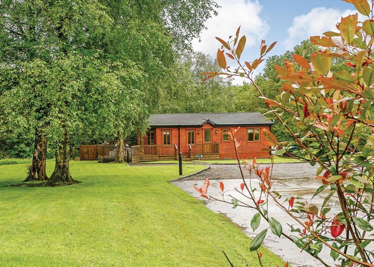 Charlesworth Lodges Glossop Extérieur photo